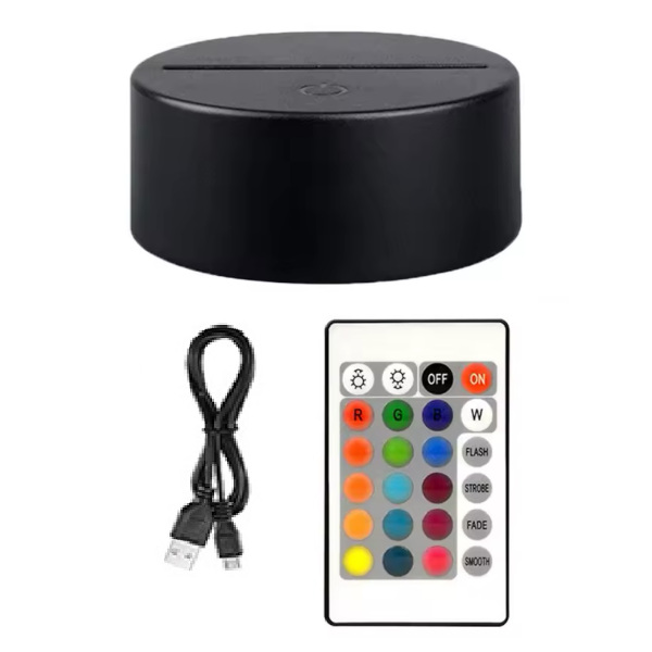 LED-Basis in Schwarz, Fernbedienung und USB-Kabel, welches zum Lieferumfang gehört
